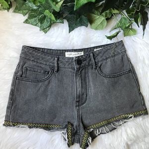 Bullhead High Rise Gray Short Embroidered Fringe